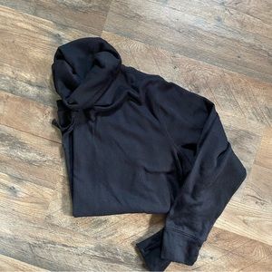 Old Navy Go Dry Turtle Neck Athletic Top